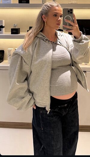 Grace Beverley leaked photo #24