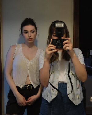 Grace Caroline Currey leaked photo #67