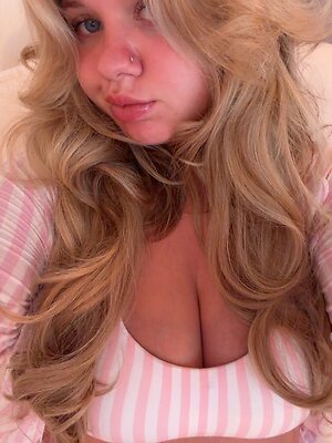 Grace Elisabeth leaked photo #4