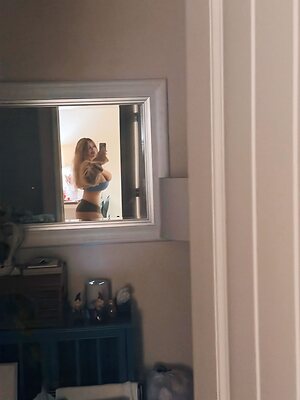 Grace S leaked photo #4