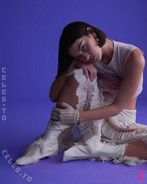 Gracie Abrams photo