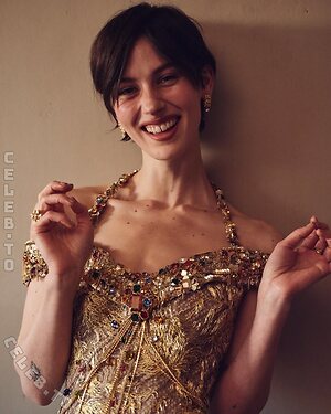Gracie Abrams photo