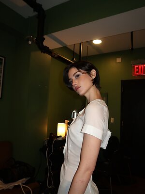 Gracie Abrams leaked photo #43