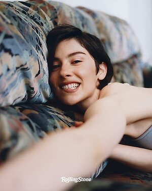Gracie Abrams leaked photo #54