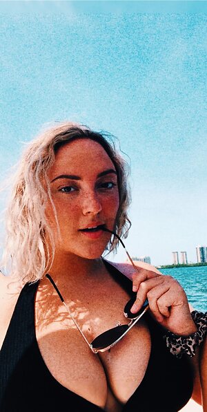 Gracie W leaked photo #10