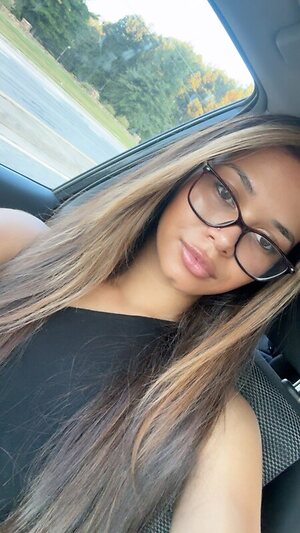 Gracie Walker leaked photo #11