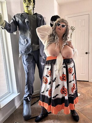 Grannies GILFs