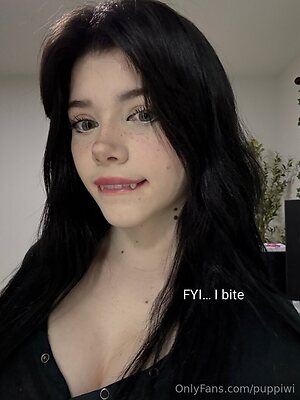 Grinchie-Puppiwi leaked photo #28