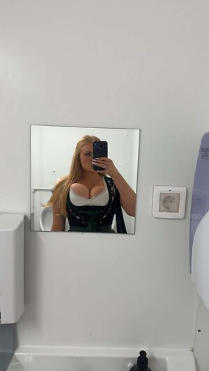 Gudrun Svava leaked photo #7