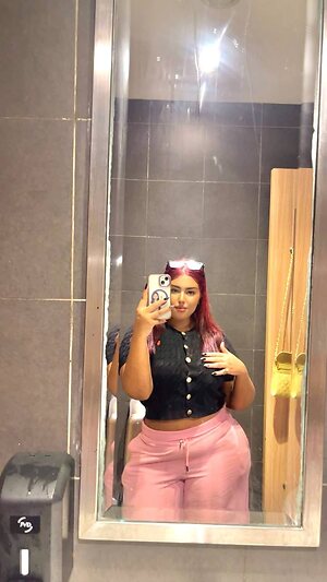 Gulf Arab Beauties leaked photo #8
