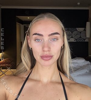 Guusje leaked photo #21