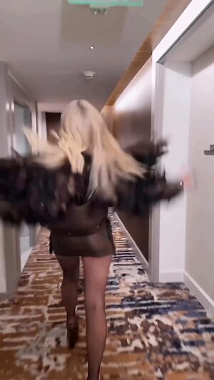 Gwen Stefani Hot leaked photo #18