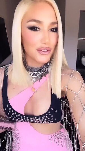 Gwen Stefani Hot Nude Leaked Photo #93