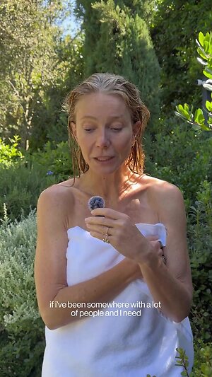 Gwyneth Paltrow leaked photo #28