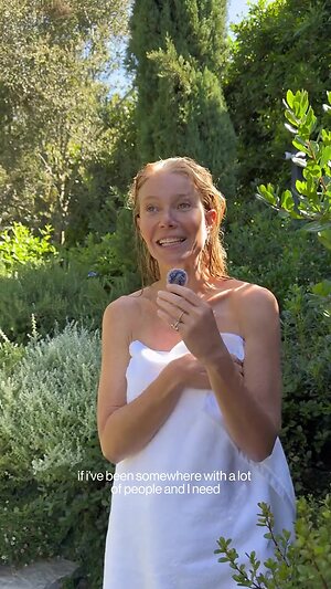 Gwyneth Paltrow leaked photo #29