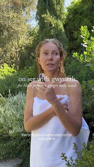 Gwyneth Paltrow leaked photo #37