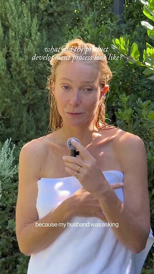 Gwyneth Paltrow leaked photo #45