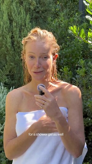 Gwyneth Paltrow leaked photo #48