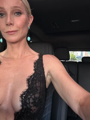 Gwyneth Paltrow leaked photo #87