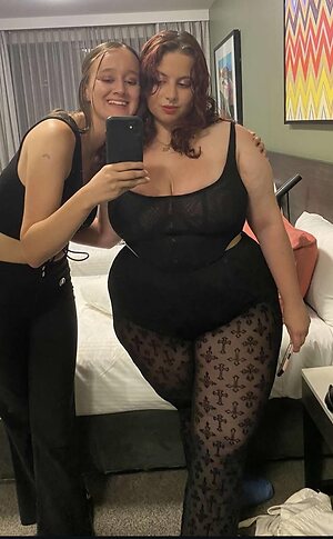 H Curviest Thiccest Growing leaked photo #30