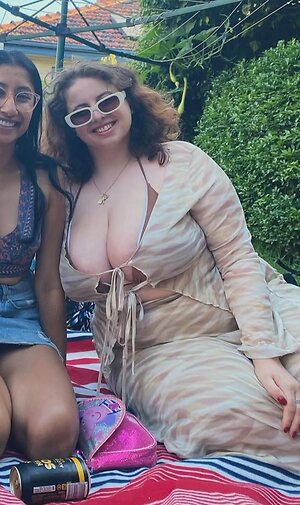 H Curviest Thiccest Growing leaked photo #41
