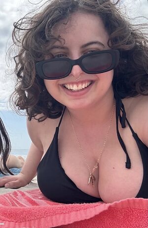 H Curviest Thiccest Growing