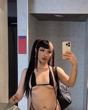 h0neyginsengg leaked photo #3