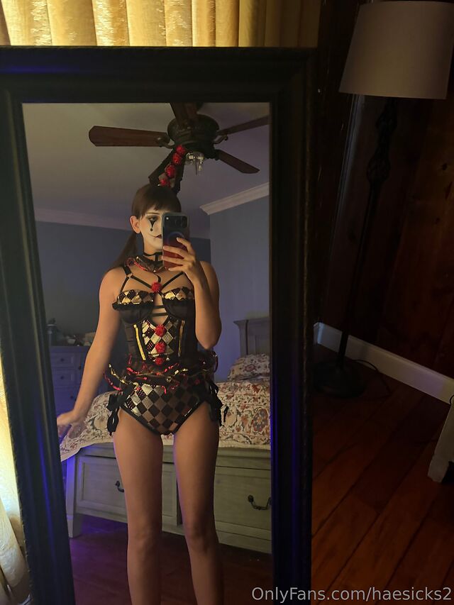 Social Media leaked photos