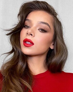 Hailee Steinfeld leaked photo #17