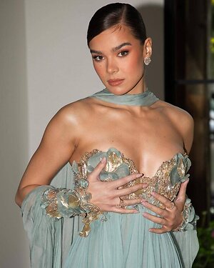 Hailee Steinfeld leaked photo #69