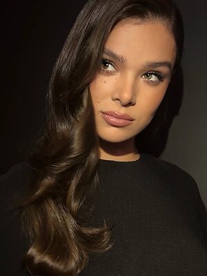 Hailee Steinfeld leaked photo #92