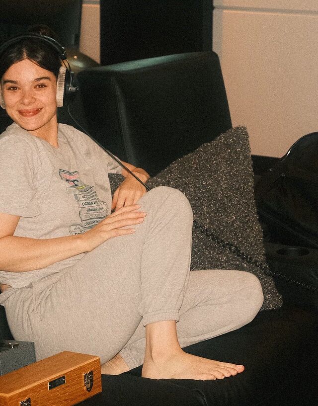 Hailee Steinfeld leaked photos