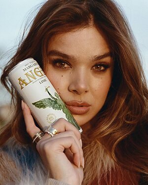 Hailee Steinfeld leaked photo #175