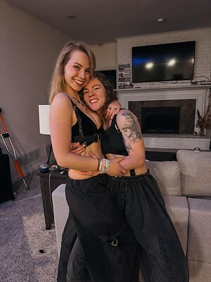 HaileeandKendra leaked photo #19