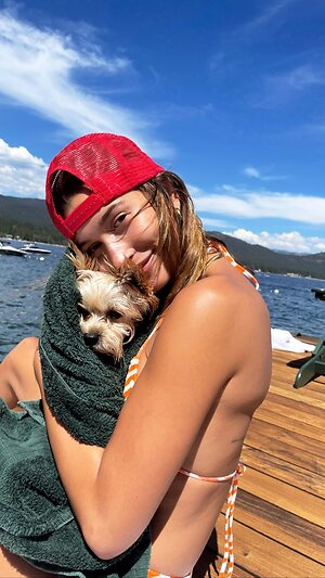 Hailey Baldwin Bieber Hot leaked photo #61