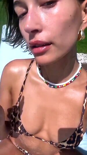 Hailey Baldwin Bieber Hot
