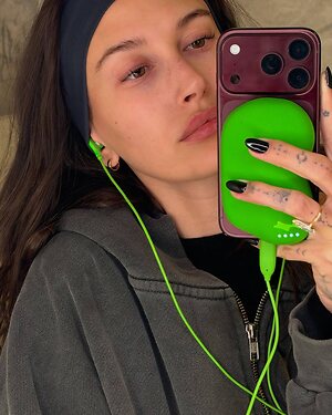 Hailey Baldwin Nude Leaked Photo #104