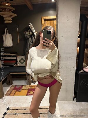 Hailey Brown Nude Leaked Photo #18