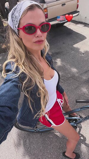Hailey Clauson leaked photo #39