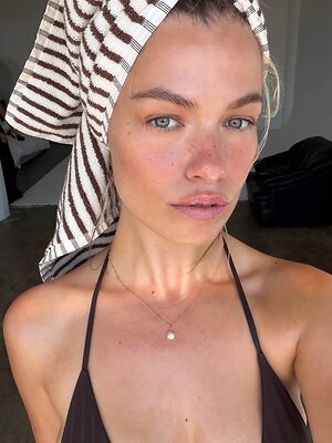 Hailey Clauson leaked photo #41