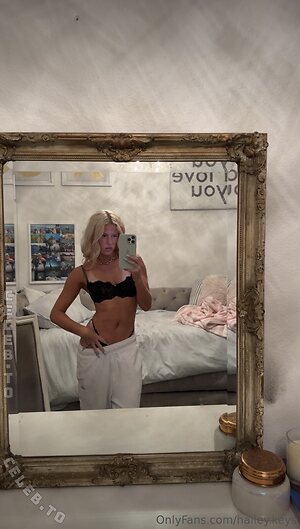 Hailey Keys Nude Leaked Photo #19