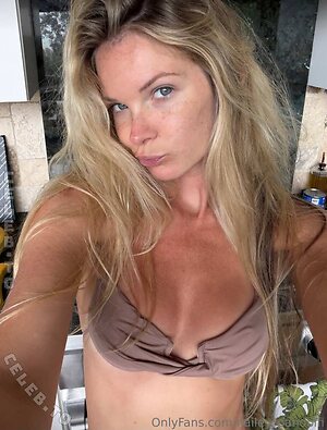 Hailey_Pandolfi Nude Leaked Photo #24