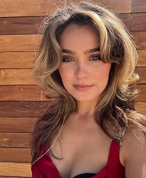 Haley Lu Richardson Nude Leaked Photo #52