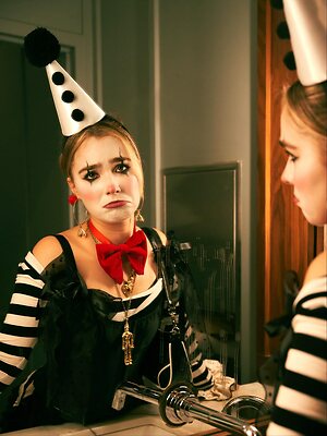 Haley Lu Richardson leaked photo #66