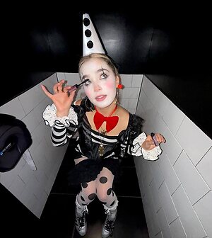 Haley Lu Richardson leaked photo #75