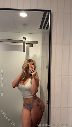 haleymihm leaked photo #45