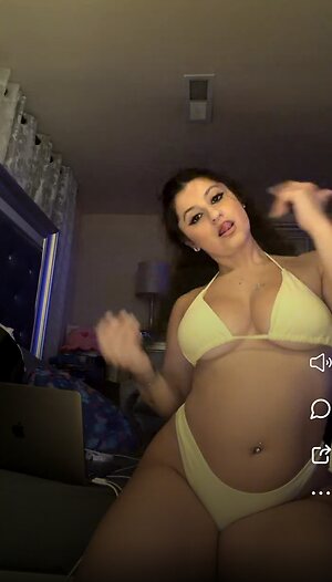 haley.schwartzz leaked photo #33