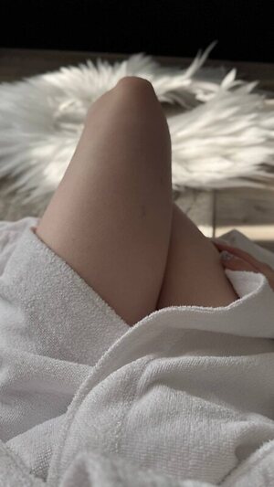 Halftones Nude Leaked Photo #34