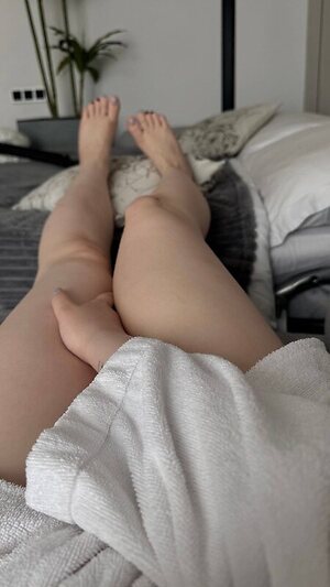 Halftones Nude Leaked Photo #36