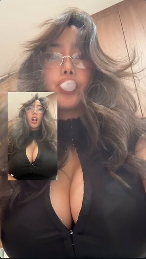 Haliun__b__ leaked photo #20